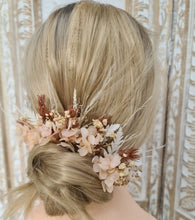 Load image into Gallery viewer, Rustic style - everlasting flowers bobby pins x 5
