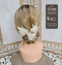 Load image into Gallery viewer, White Everlasting flowers bobby pins x 3
