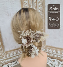 Load image into Gallery viewer, Everlasting flowers bobby pins mini preserved rose x 3
