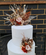 Load image into Gallery viewer, Rustic autumn color floral cake topper
