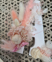 Load image into Gallery viewer, Everlasting flowers letter A
