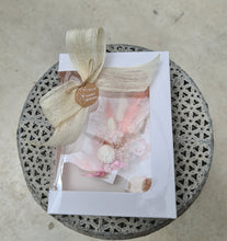 Load image into Gallery viewer, Everlasting flowers letter A
