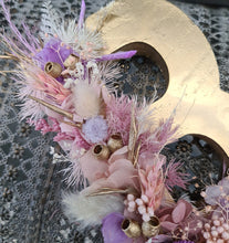 Load image into Gallery viewer, Preserved Everlasting flowers letter B - 15cm - Gold &amp; purple
