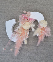 Load image into Gallery viewer, Preserved Everlasting flowers letter S - 15cm -  White &amp; pink
