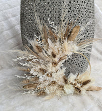 Load image into Gallery viewer, Larger cake hoop in neutral &amp; champagne gold
