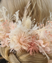 Load image into Gallery viewer, Preserved flowers bobby pin large x 3 blush
