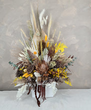Load image into Gallery viewer, X - Natives &amp; preserved flowers
