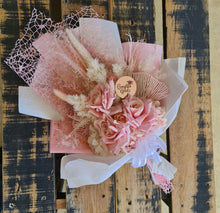 Load image into Gallery viewer, X - Graduation Everlasting flower bunch

