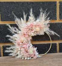 Load image into Gallery viewer, X - Everlasting flowers cake hoop in pink
