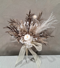 Load image into Gallery viewer, X - Preserved peony bridesmaids palm spear arrangement
