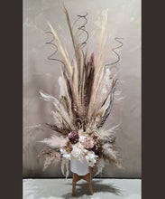 Load image into Gallery viewer, X - Preserved table flowers

