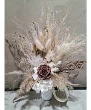 Load image into Gallery viewer, X - Preserved table flowers
