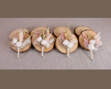 Load image into Gallery viewer, X - Blush buttonholes with latex roses
