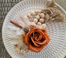 Load image into Gallery viewer, X - Oversized real touch flower buttonhole
