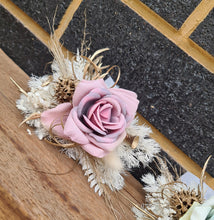 Load image into Gallery viewer, X - Wedding corsages silk &amp; preserved
