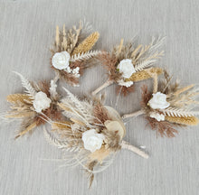Load image into Gallery viewer, X - Wedding buttonholes brown &amp; neutral
