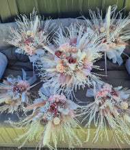 Load image into Gallery viewer, X - Preserved roses bridesmaids bouquets
