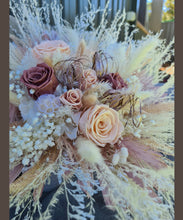 Load image into Gallery viewer, X - Preserved roses bridal bouquet
