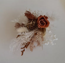 Load image into Gallery viewer, X - Everlasting flowers rustic buttonholes
