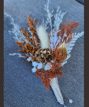Load image into Gallery viewer, X - Everlasting flowers rustic buttonholes
