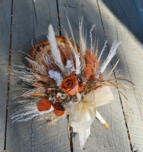 Load image into Gallery viewer, X - Preserved bridesmaids bouquet - rustic
