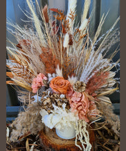 Load image into Gallery viewer, X - Welcome table flowers - rustic
